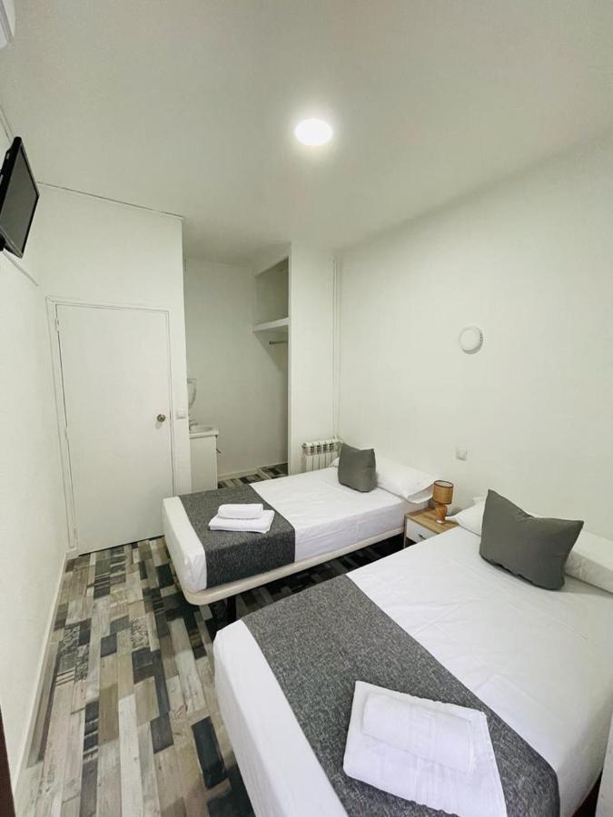 Hostal Noche Y Dia مدريد المظهر الخارجي الصورة